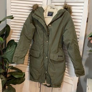 Abercrombie & Fitch Women’s Parka Style Jacket